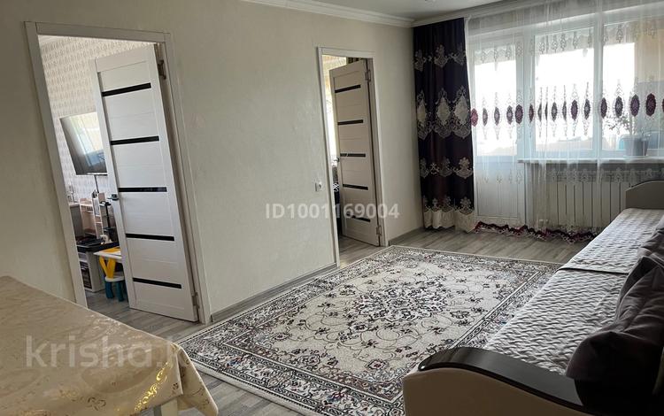 4-бөлмелі пәтер · 61.4 м² · 5/5 қабат, Майкудук, 18й микрорайон 21, бағасы: 15.8 млн ₸ в Караганде, Алихана Бокейханова р-н — фото 3
