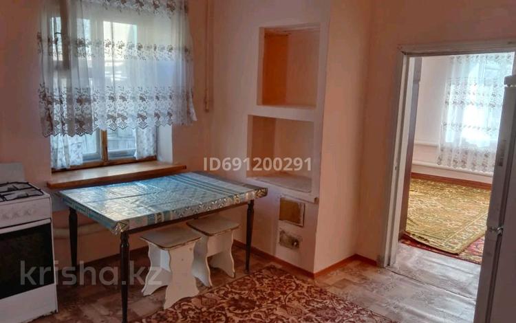 Жеке үй · 1 бөлме · 30 м² · 6 жүзд., Исатай-Махамбета 38/4 — Короленко и Пугачева, бағасы: 100 000 ₸ в Уральске — фото 4