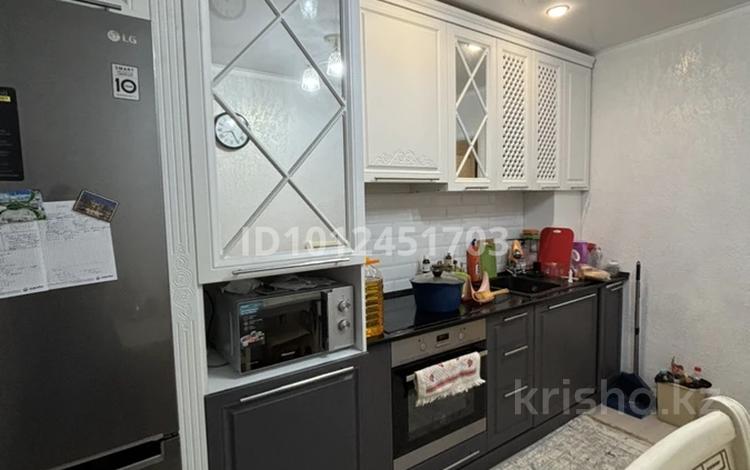 2-бөлмелі пәтер · 50 м² · 1/5 қабат, Аль-Фараби 38/2, бағасы: 22.5 млн ₸ в Усть-Каменогорске — фото 3