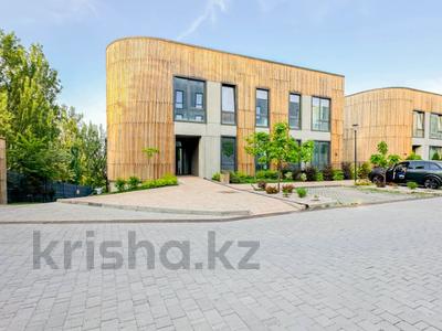 Продажа квартир в Алматы: 4-комнатная квартира · 180 м² · 3/3 этаж, Кербулакская 8/1 к1 — Оспанова за 195 млн 〒 4-комнатная квартира · 180 м² · 3/3 этаж, Кербулакская 8/1 к1 — Оспанова за 195 млн 〒 в Алматы, Медеуский р-н