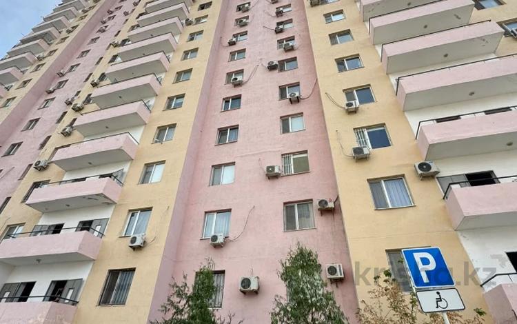 1-бөлмелі пәтер · 50 м² · 13/16 қабат, Алмагүл ш/а. 23, бағасы: 12.5 млн ₸ в Атырау, мкр. Алмагуль — фото 12