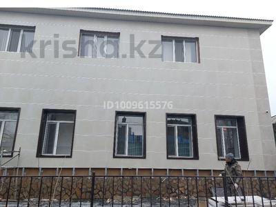 Офисы, медцентры и аптеки, образование, кабинеты и рабочие места, студии · 450 м² за 2.7 млн 〒 в Семее