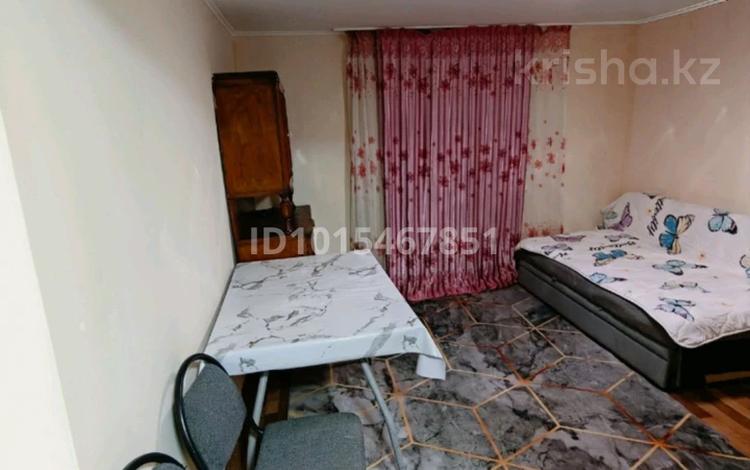 1 бөлме · 25 м² · 2/2 қабат, Муканова 118 — Казбек би, бағасы: 110 000 ₸ в Алматы, Алмалинский р-н — фото 2