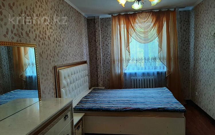 3-комнатная квартира, 60 м², 3/4 этаж помесячно, Аскарова 7 за 150 000 〒 в Шымкенте — фото 7