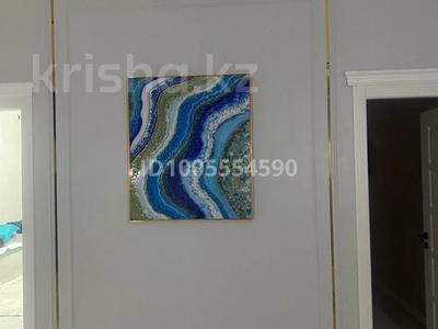 4-комнатная квартира · 165 м² · 4/10 этаж, 18А мкр 5 за 85 млн 〒 в Актау