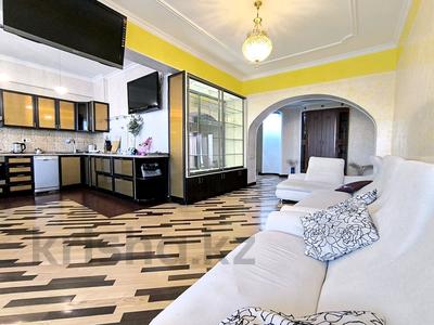 3-бөлмелі пәтер · 119.5 м² · 4/12 қабат, Розыбакиева 250б — Утепова, бағасы: 500 000 ₸ в Алматы, Бостандыкский р-н