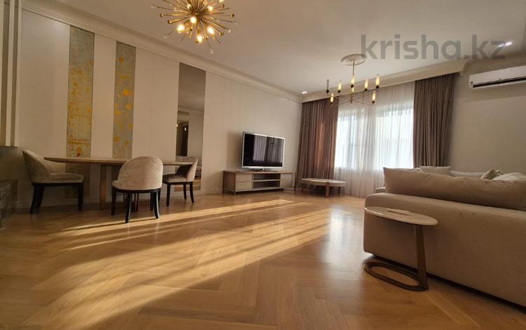 4-комнатная квартира · 190 м² · 2/3 этаж, Макпал 11 за 217 млн ₸ в Астане, Есильский р-н — фото 4
