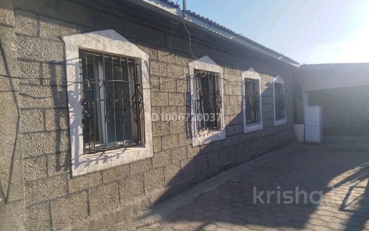 Отдельный дом · 3 комнаты · 100 м² · 8 сот., мкр Новый Город, Черкасская 20 — Вавилова за 40 млн 〒 в Караганде, Казыбек би р-н — фото 2