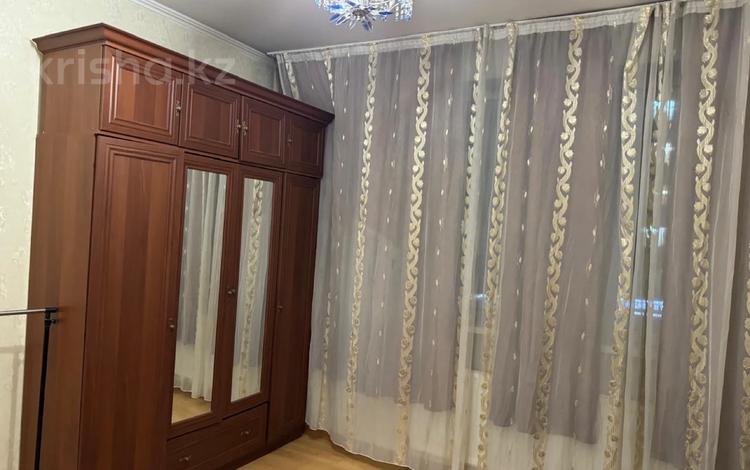 2-комнатная квартира, 80 м², 4/10 этаж помесячно, Кошкарбаева 26