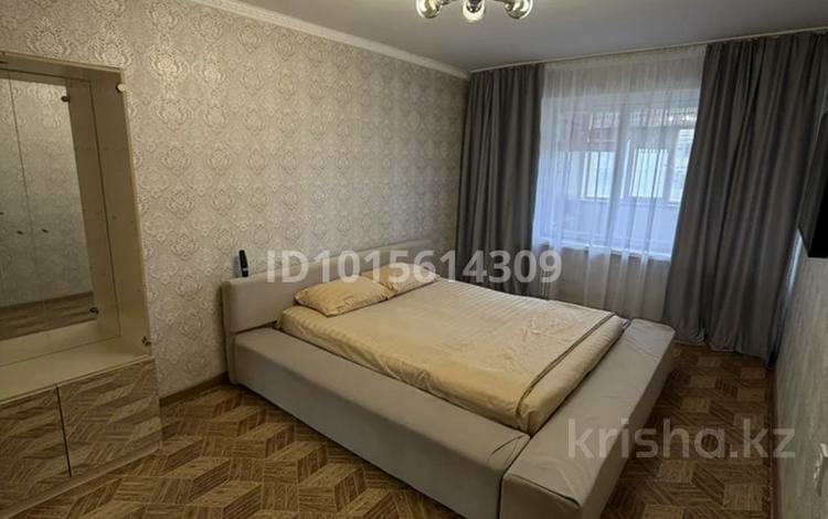 1-комнатная квартира · 42 м² · 5/7 этаж, 9-й мкр 18 за 160 000 ₸ в Актау — фото 2