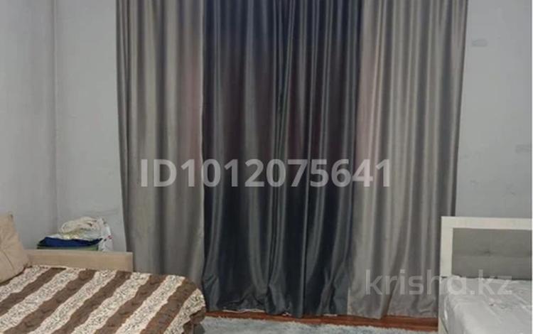 1 комната · 26 м² · 2 этаж, мкр Тастак-2, Караоткел 193 — Остановка Варламова Толе би за 50 000 ₸ в Алматы, Алмалинский р-н — фото 2