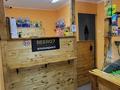 Свободное назначение, магазины и бутики · 50 м² за 250 000 ₸ в Уральске, мкр Строитель — фото 2