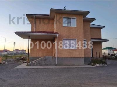 Отдельный дом · 6 комнат · 217 м² · 10 сот., мкр Уркер, Мкр Уркер улица Е 1 30 — улица Уали Халфина за 90 млн ₸ в Астане, Нура р-н