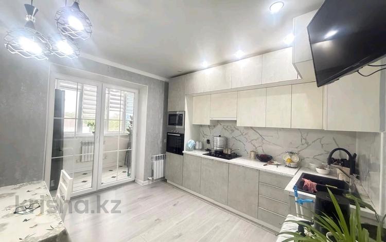 3-комнатная квартира · 87 м² · 3/3 этаж, Ихсанова за 38.8 млн ₸ в Уральске — фото 2