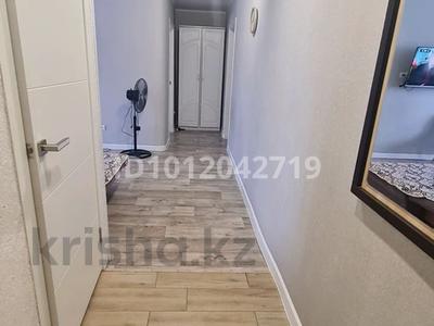 3-комнатная квартира · 55 м² · 4/4 этаж, Назарбаева — Площади М.Маметова за 17 млн ₸ в Уральске