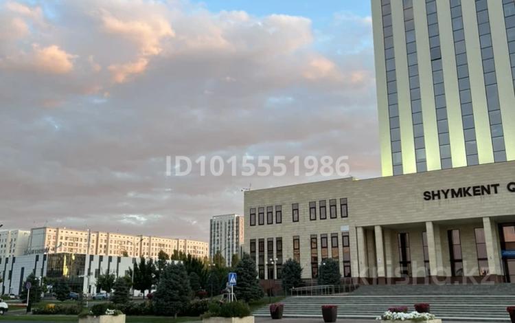 2-бөлмелі пәтер · 56 м² · 2/5 қабат, Нұрсәт ш/а 19 — ул.Шаяхметова,уг.ул.Назарбекова, бағасы: 27 млн ₸ в Шымкенте, Каратауский р-н — фото 2