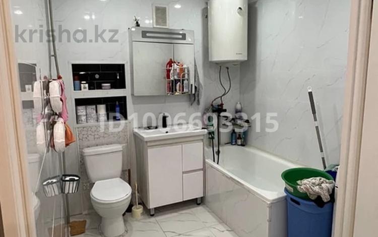 4-бөлмелі пәтер · 100 м² · 4/5 қабат, 6 микр 23 — Базар, школа, аптека, бағасы: 400 000 ₸ в Жанатасе — фото 6
