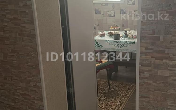 3-бөлмелі пәтер · 62 м² · 4/4 қабат, 4мкр 52дом, бағасы: 17 млн ₸ в Жанаозен — фото 2