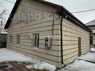 Отдельный дом · 3 комнаты · 105 м², мкр Фёдоровка — Одежда за 200 000 〒 в Караганде, Казыбек би р-н
