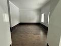 Отдельный дом · 3 комнаты · 105 м², мкр Фёдоровка — Одежда за 200 000 〒 в Караганде, Казыбек би р-н — фото 3