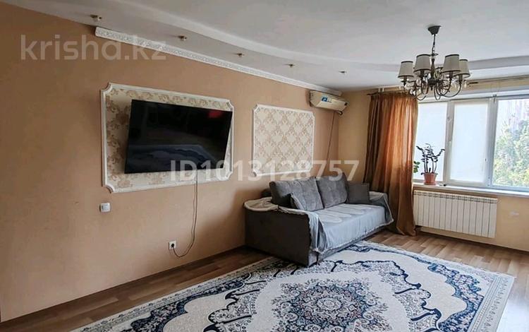 4-бөлмелі пәтер · 80 м² · 3/10 қабат, Майры 43 — Усольская набережная, бағасы: 44 млн ₸ в Павлодаре — фото 2