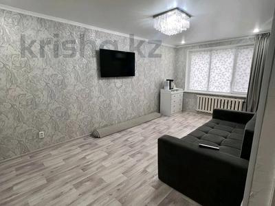 2-бөлмелі пәтер · 50 м² · 1/5 қабат, мкр 8, Молдагуловой, бағасы: 200 000 ₸ в Актобе