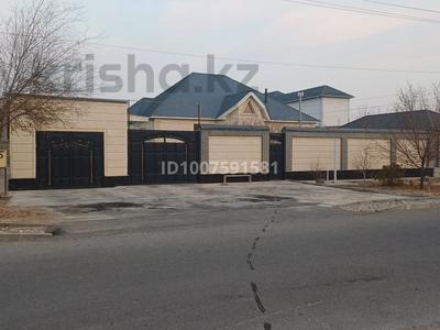 Отдельный дом · 6 комнат · 200 м² · 10 сот., Шокая 95 — Садик Дара, школа им.Тилеу батыра, ВТЭК, баня Майбулак, кафе Ели Пели за 60 млн 〒 в Туркестане