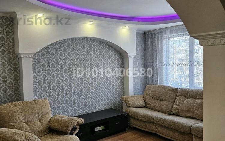 2-комнатная квартира · 52.8 м² · 3/5 этаж, Космическая 10/5 за 18.9 млн 〒 в Усть-Каменогорске, Ульбинский — фото 2