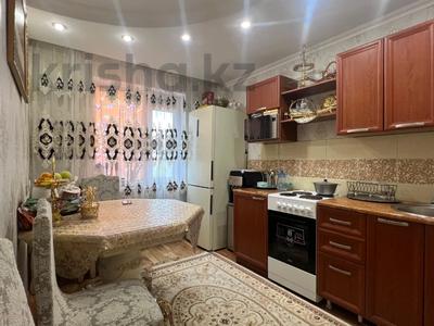 2-комнатная квартира · 65 м² · 7/9 этаж, Ломова 171 за 24 млн 〒 в Павлодаре