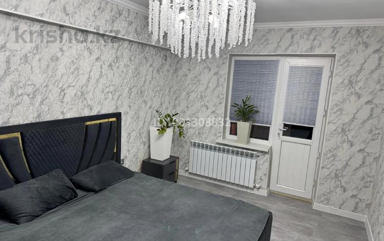 3-бөлмелі пәтер · 90.1 м² · 5/5 қабат, 160 квартал 44, бағасы: 35 млн ₸ в Туркестане — фото 2