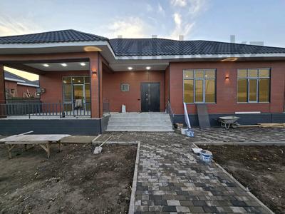 Отдельный дом · 5 комнат · 168 м² · 5 сот., Абылайхана 199 за 39.9 млн 〒 в Каскелене