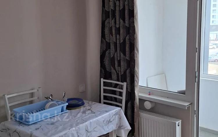 2-бөлмелі пәтер · 55 м² · 3/9 қабат, Е 508 11, бағасы: 200 000 ₸ в Астане, Есильский р-н — фото 2