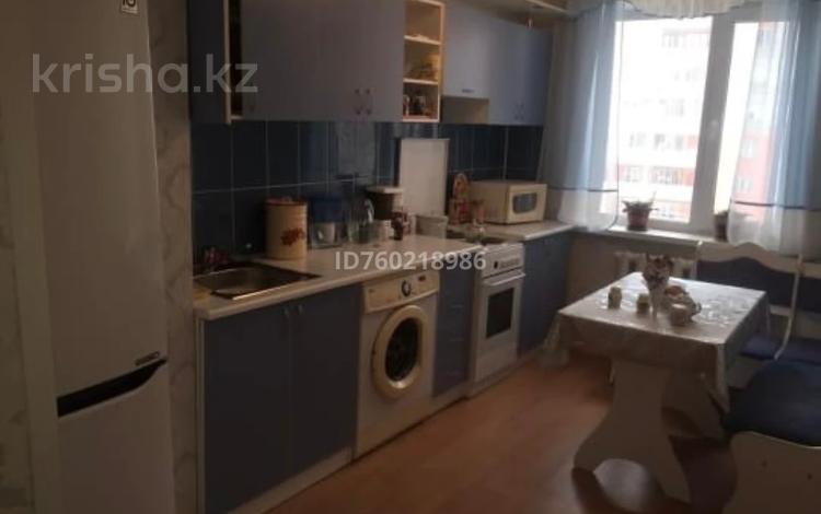 3-комнатная квартира · 70 м² · 4/10 этаж, Бекхожина 23 за 27 млн ₸ в Павлодаре — фото 2