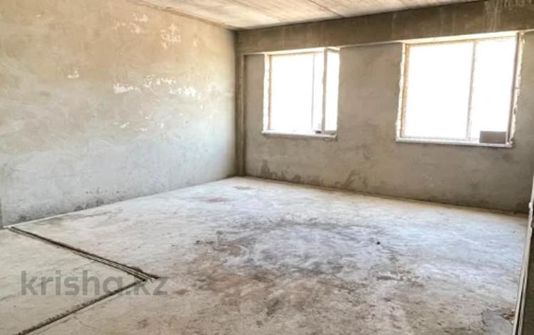 3-комнатная квартира · 95 м² · 10/15 этаж, 17-й мкр 48 за 26 млн ₸ в Актау — фото 2