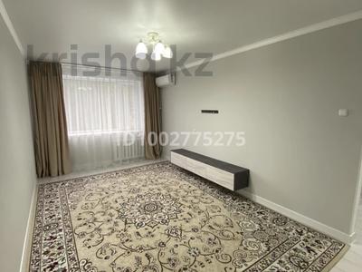 2-комнатная квартира · 56 м² · 3/5 этаж, мкр Строитель 39 за 250 000 ₸ в Уральске