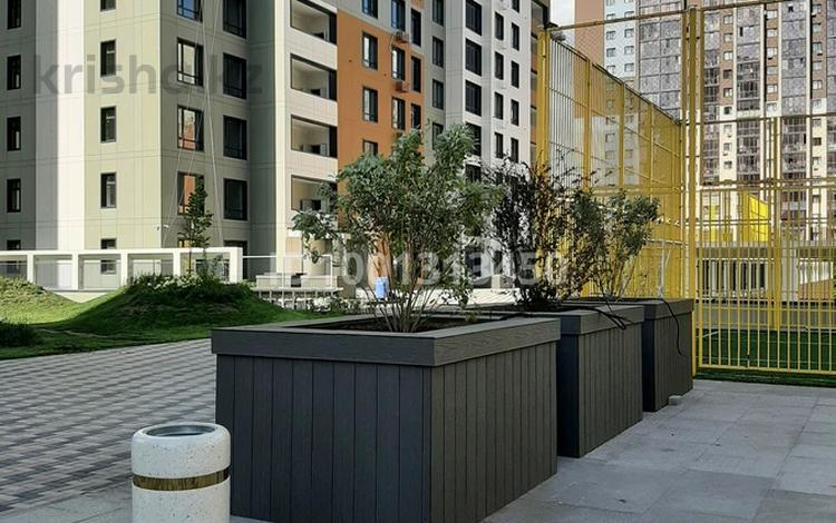 2-комнатная квартира · 62.2 м² · 9/17 этаж, мкр Юго-Восток, Республики 23/2 блок1 — Пересечение проспекта Республики и проспекта Шахтеров за 33.5 млн 〒 в Караганде, Казыбек би р-н — фото 17