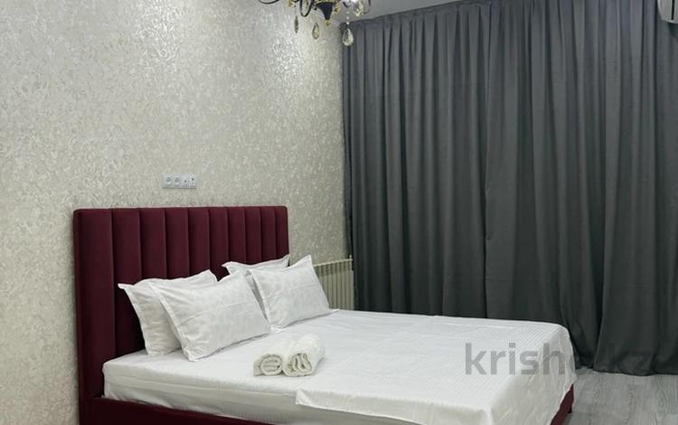 2-комнатная квартира · 78 м² · 14/14 этаж, 17-й мкр 6 за 20 000 ₸ в Актау — фото 2