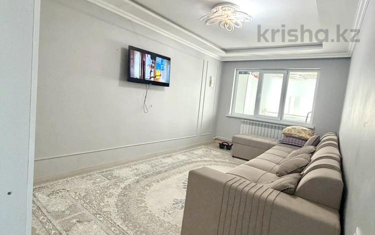3-комнатная квартира · 90 м², 17-й микрорайон 11а за 250 000 ₸ в Шымкенте, Аль-Фарабийский р-н — фото 2