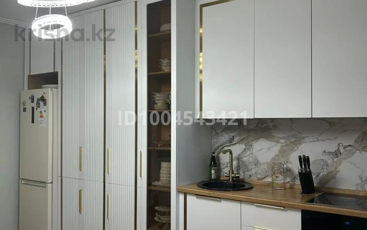 4-бөлмелі пәтер · 100 м² · 6/12 қабат, Сауран 3/1, бағасы: 70 млн ₸ в Астане, Есильский р-н — фото 2