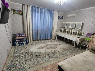 2-комнатная квартира · 62 м² · 2/5 этаж, Алмагуль 32 за 21 млн 〒 в Атырау