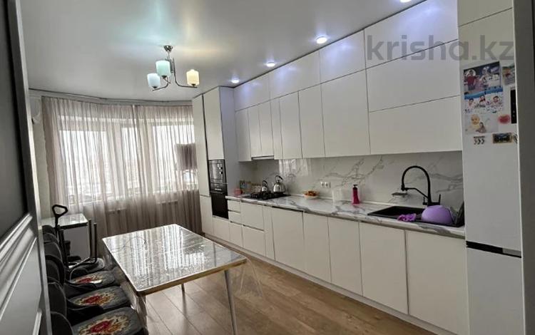 3-комнатная квартира · 102 м² · 6/9 этаж, мкр. Алтын орда 5а за 40 млн ₸ в Актобе — фото 2