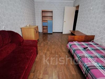 2-бөлмелі пәтер · 44 м² · 1/5 қабат, Майкудук, 19й микрорайон, бағасы: 12 млн ₸ в Караганде, Алихана Бокейханова р-н