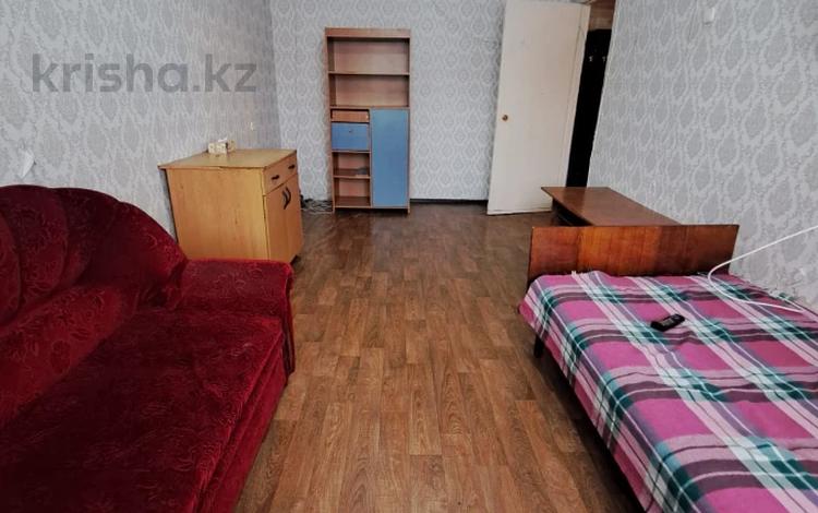 2-бөлмелі пәтер · 44 м² · 1/5 қабат, Майкудук, 19й микрорайон, бағасы: 12 млн ₸ в Караганде, Алихана Бокейханова р-н — фото 2