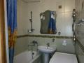 3-комнатная квартира · 65 м² · 4/5 этаж, мкр Новый Город, Гоголя 51/1 — Школа-интернат им.Н.Нурмакова, 2 поликлиника , детские сады за 37.5 млн ₸ в Караганде, Казыбек би р-н — фото 4
