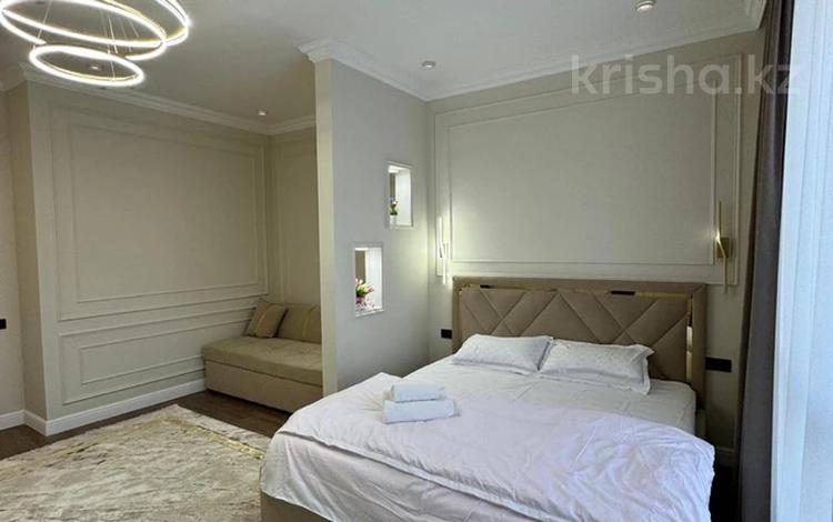 1-комнатная квартира · 54 м², Аргынбекова 725 — Шаяхметова за 15 000 ₸ в Шымкенте — фото 2