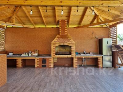 Дача · 6 комнат · 299 м² · 12 сот., Латифа Хамиди — Рядом с ШАЛЛЕ за 90 млн 〒 в 