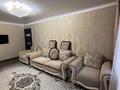 3-комнатная квартира · 62 м² · 4/5 этаж, Майкудук, 17й микрорайон 51 за 20 млн ₸ в Караганде, Алихана Бокейханова р-н