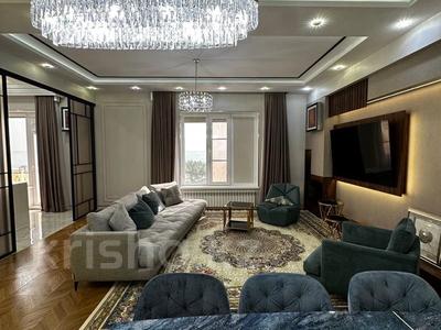 5-комнатная квартира · 222 м², Мкр. 7А 25 за 170 млн ₸ в Актау, 18-й мкр 