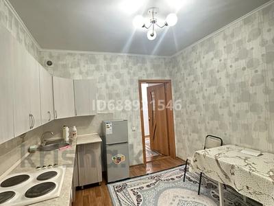 1-комнатная квартира, 41 м², 4/5 этаж помесячно, Рахимбаева 25 за 140 000 〒 в 