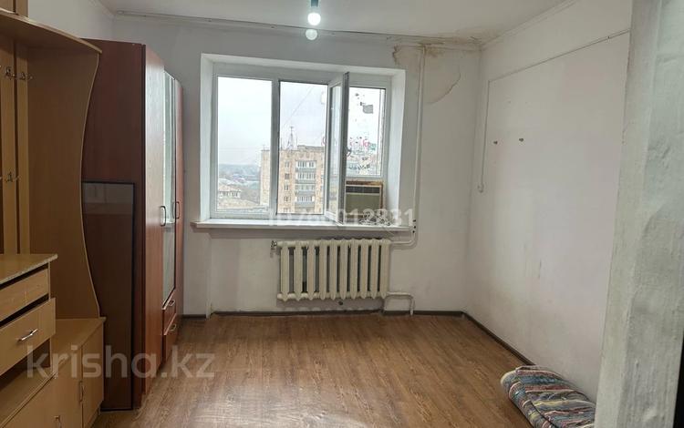 1 комната · 18 м² · 9 этаж, Абая 89 за 40 000 ₸ в Уральске — фото 2